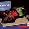 Heute bin ich - Ausgestanzte Figuren zum Spielen und Erzählen. Fröhlich bis zornig: Mit Mies van Houts Fisch-Bildern Gefühle ausdrücken. Mies van Hout. 2. Aufl.; München: Don Bosco Medien; 2025 – 8 Seiten, Wortkärtchen zu den Gefühlen