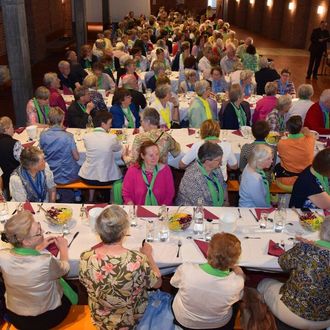 Treffen der Gemeinschaft Europäischer Pfarrhaushälterinnen (GEP) aus Deutschland, Österreich und Südtirol in Brixen. Foto: Willi Aricochi.